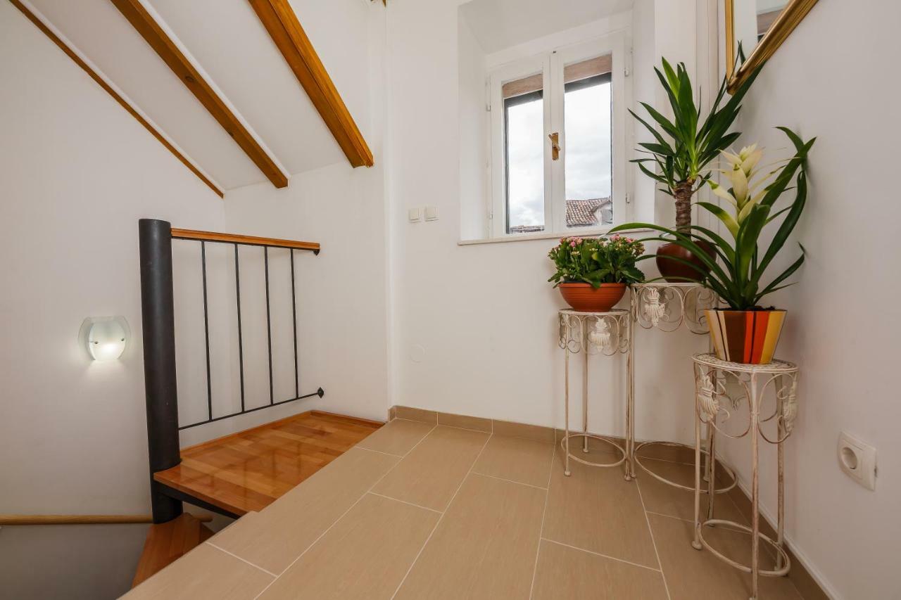 Apartman Mare Kastela Bagian luar foto