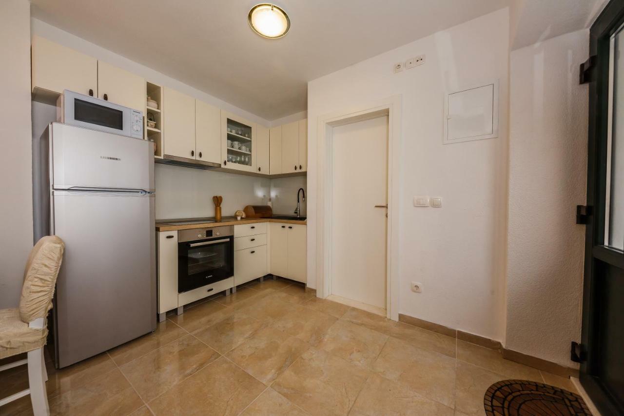 Apartman Mare Kastela Bagian luar foto