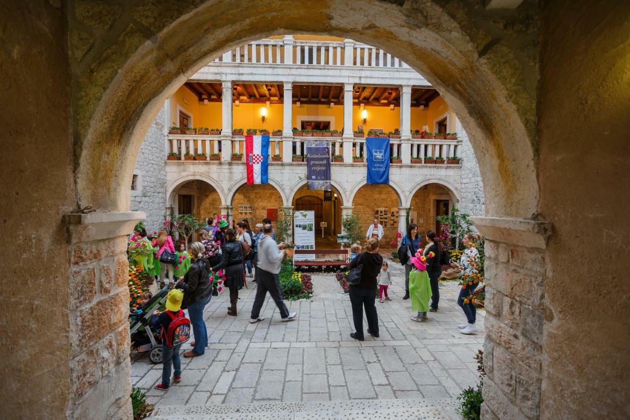 Apartman Mare Kastela Bagian luar foto